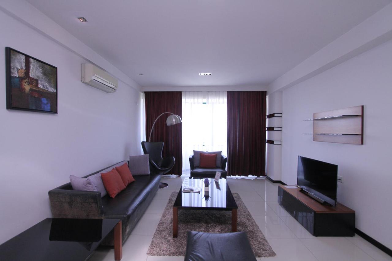 Likas Square - Kk Apartment Suite โกตาคินาบาลู ภายนอก รูปภาพ