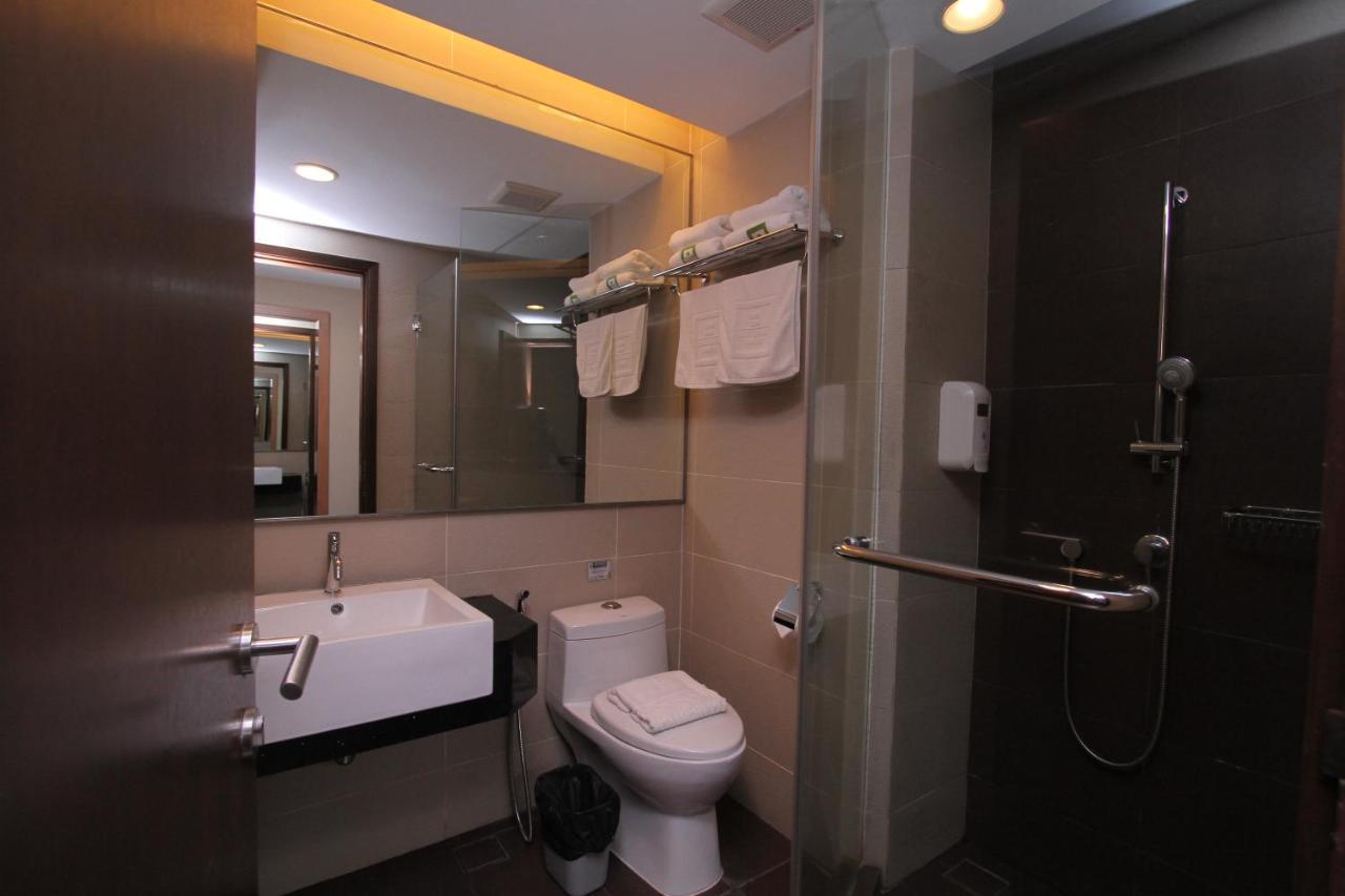 Likas Square - Kk Apartment Suite โกตาคินาบาลู ภายนอก รูปภาพ