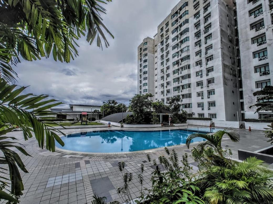 Likas Square - Kk Apartment Suite โกตาคินาบาลู ภายนอก รูปภาพ