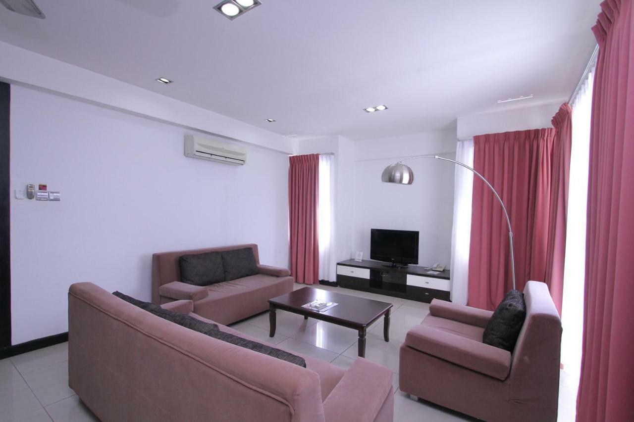 Likas Square - Kk Apartment Suite โกตาคินาบาลู ภายนอก รูปภาพ